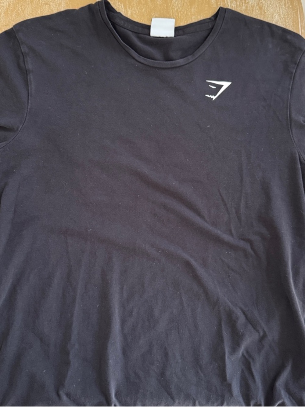 Gymshark Men’s Black Short Sleeve Logo Tee